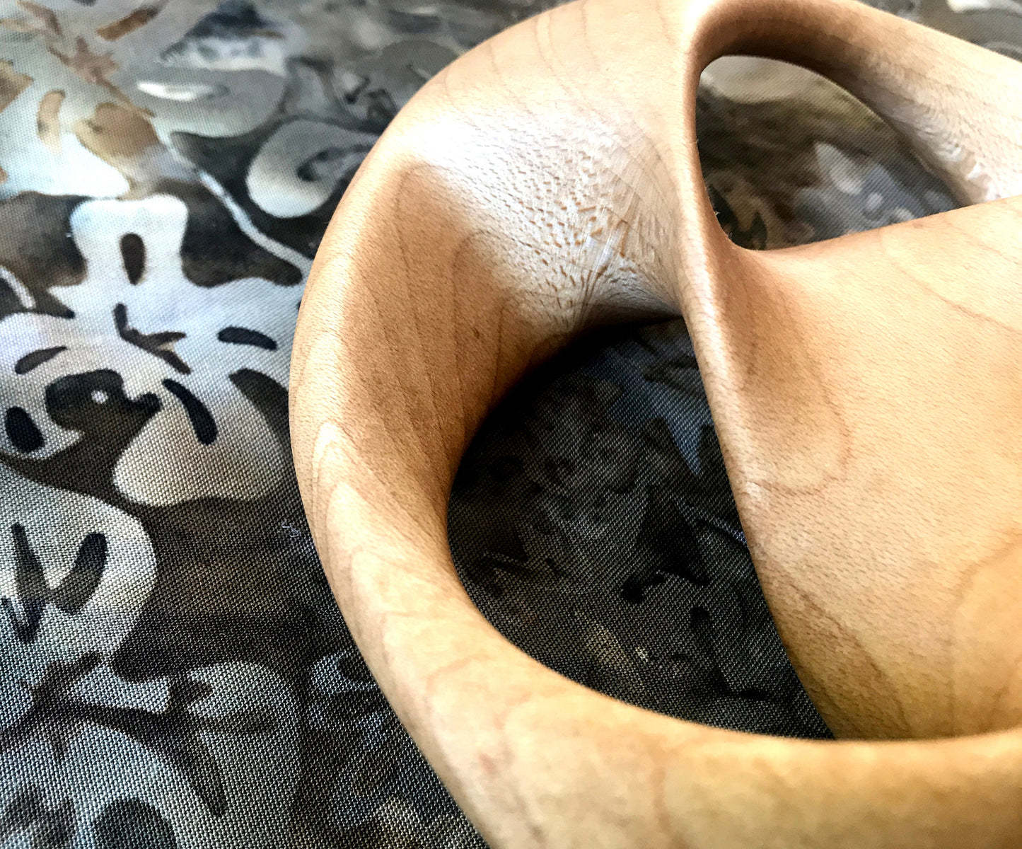 Triquetra Mobius Strip-like Wooden Sculpture, Maple Wood, 5"